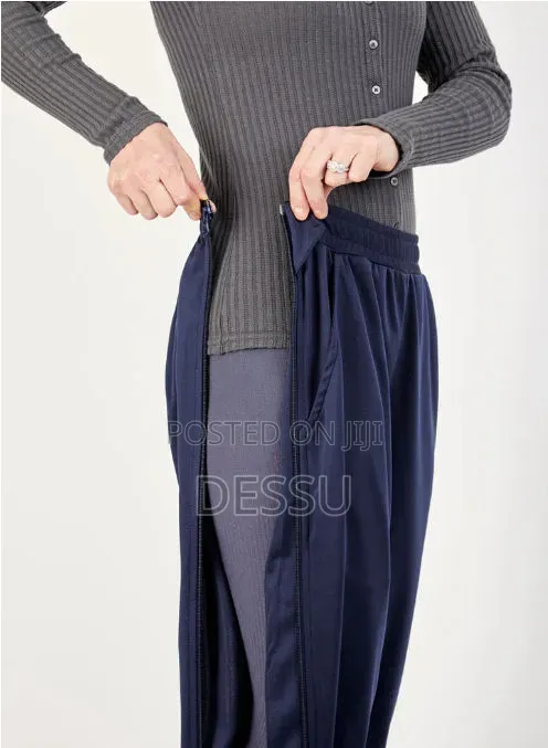 ጥራቱን የጠበቀ የዝናብ ልብስ በዚፕ (Free Size) - / Raincoat for Sale