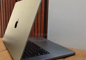 New Laptop Apple MacBook Pro 2021 M1 16GB Apple M1 Pro SSD 512GB