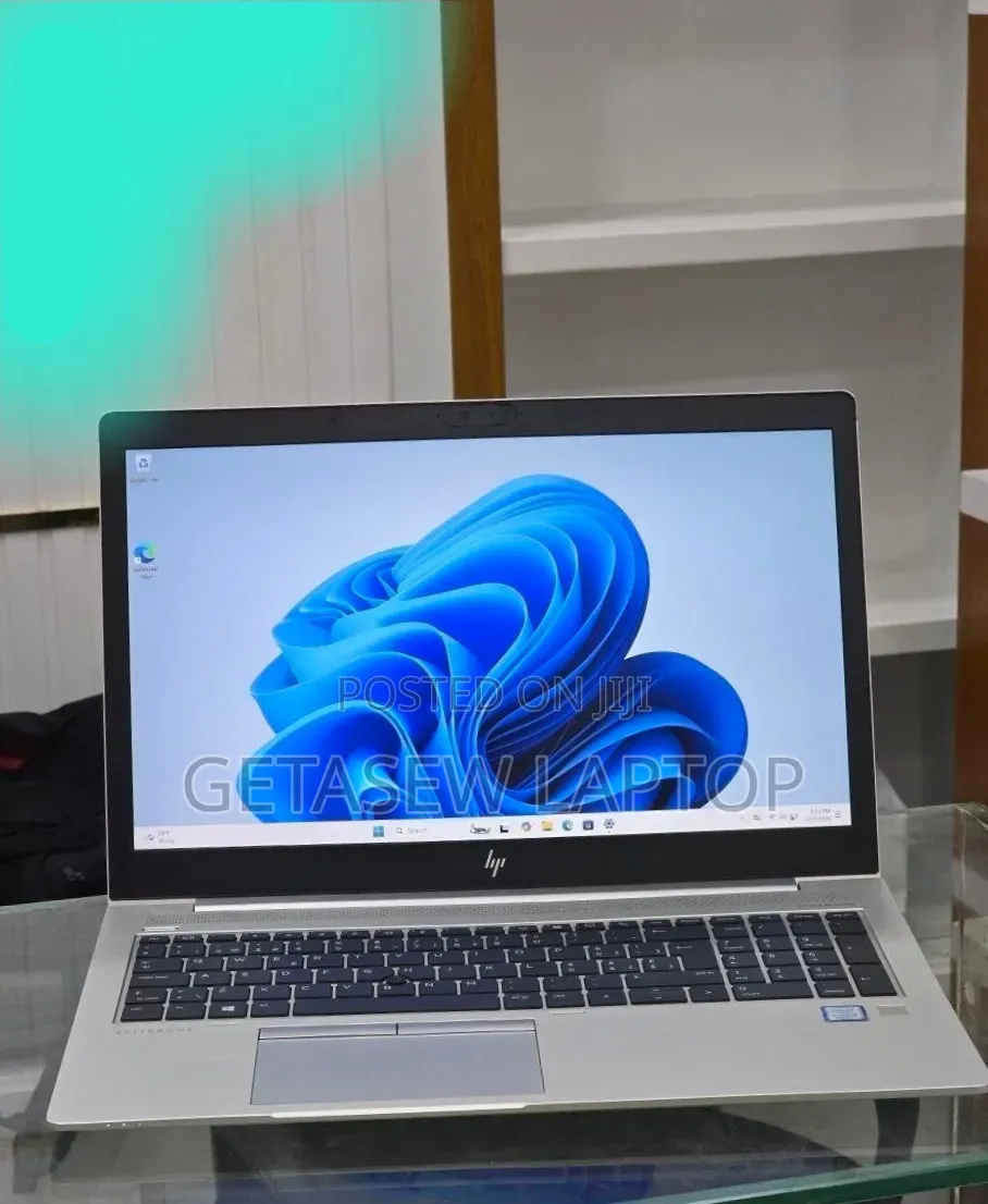 New Laptop HP EliteBook 850 8GB Intel Core i5 SSD 512GB