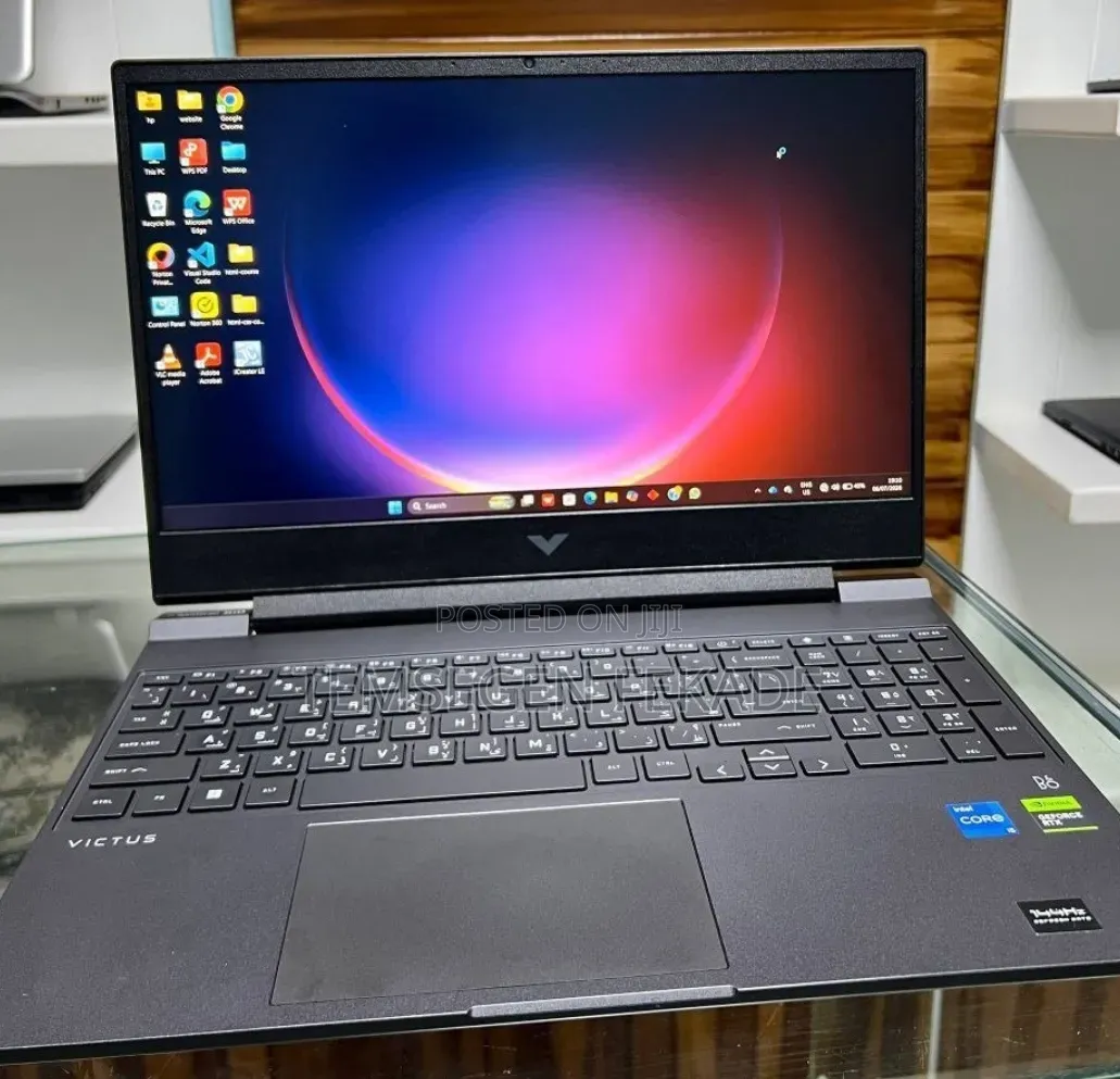 New Laptop HP Victus 15 16GB Intel Core i5 SSD 512GB