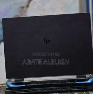 New Laptop Acer Predator Helios Neo 16 16GB Intel Core i7 SSD 512GB