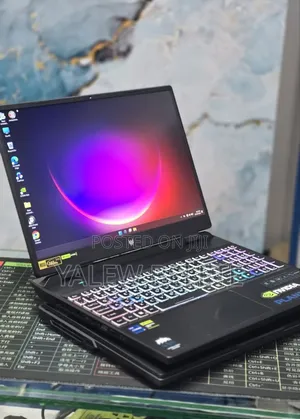 New Laptop Acer Predator Helios 16 16GB Intel Core i7 SSD 512GB