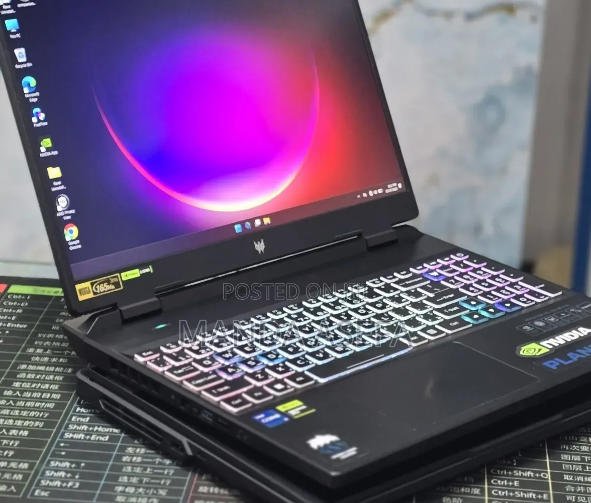 New Laptop Acer Predator Helios 16 16GB Intel Core i7 SSD 512GB