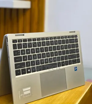 New Laptop HP EliteBook 1040 G8 16GB Intel Core i7 SSD 512GB