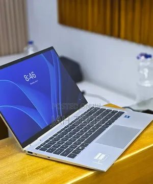 New Laptop HP EliteBook 1040 G8 16GB Intel Core i7 SSD 512GB