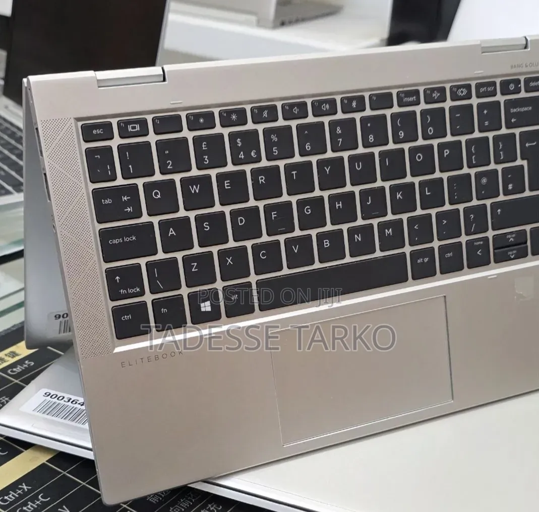 New Laptop HP EliteBook 830 G8 16GB Intel Core i5 SSD 512GB