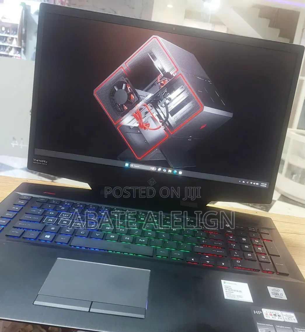 New Laptop HP Omen 17 16GB Intel Core i7 SSD 512GB