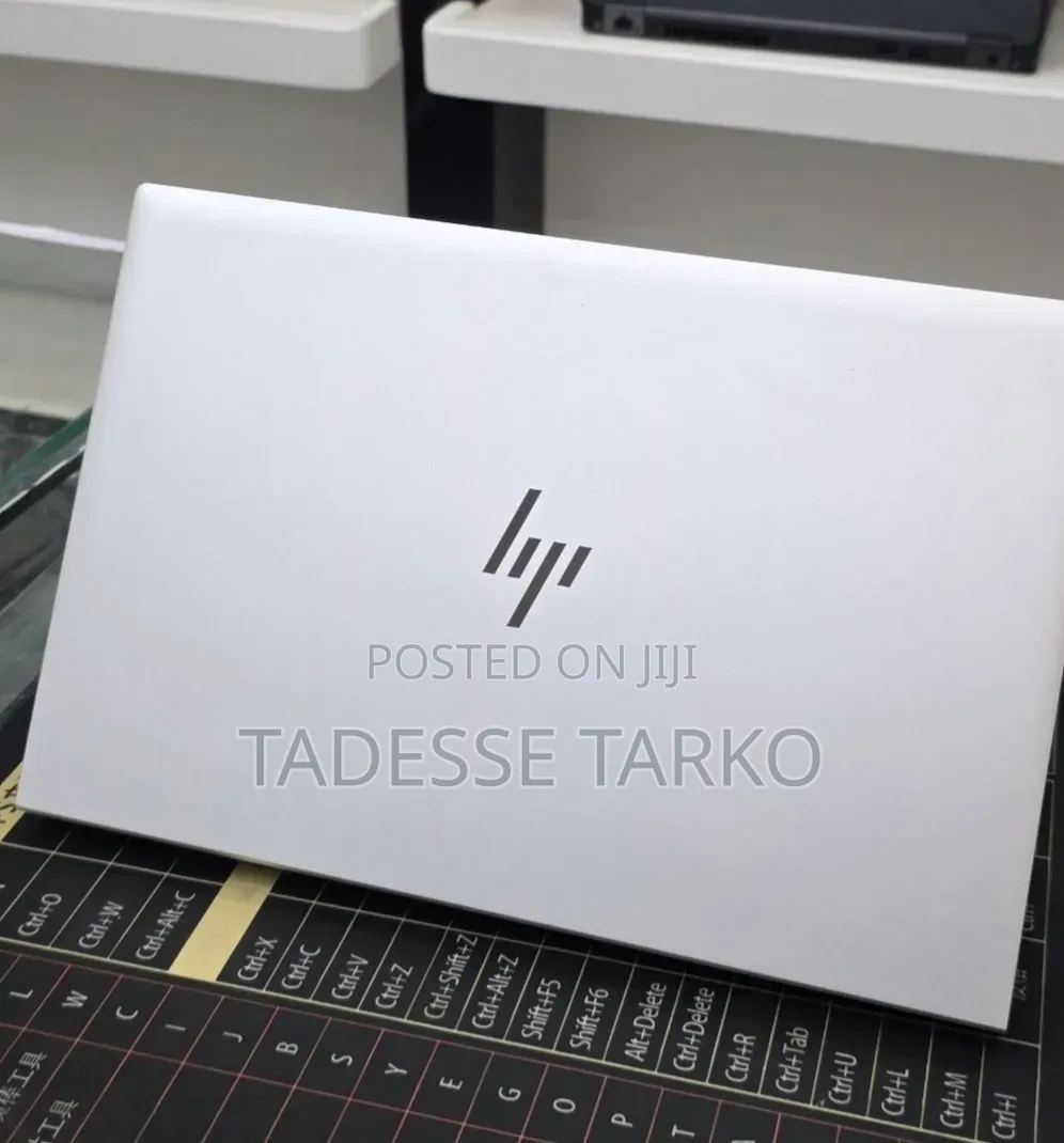 New Laptop HP 16GB AMD Ryzen 5 SSD 512GB