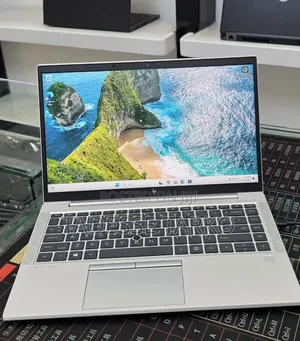 New Laptop HP 16GB AMD Ryzen 5 SSD 512GB