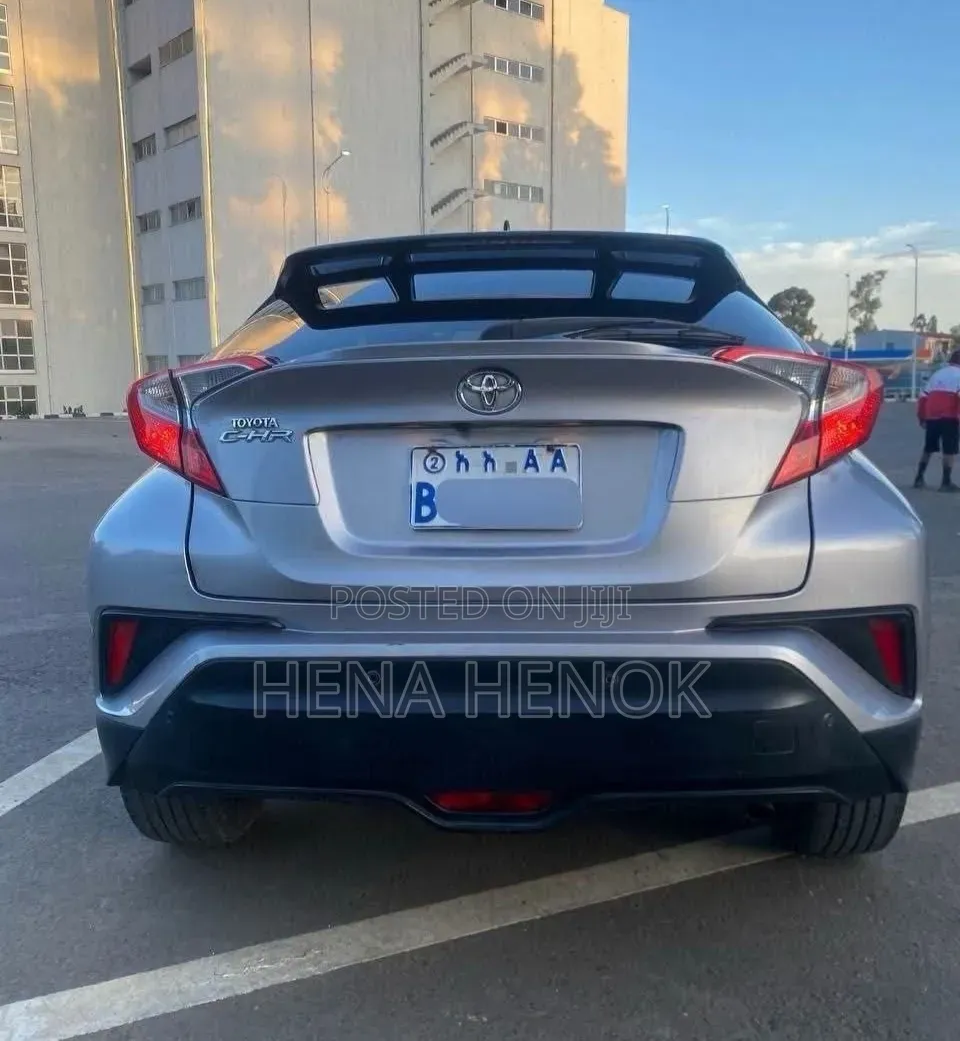 Toyota C-HR 2017 Silver