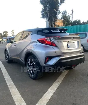 Toyota C-HR 2017 Silver