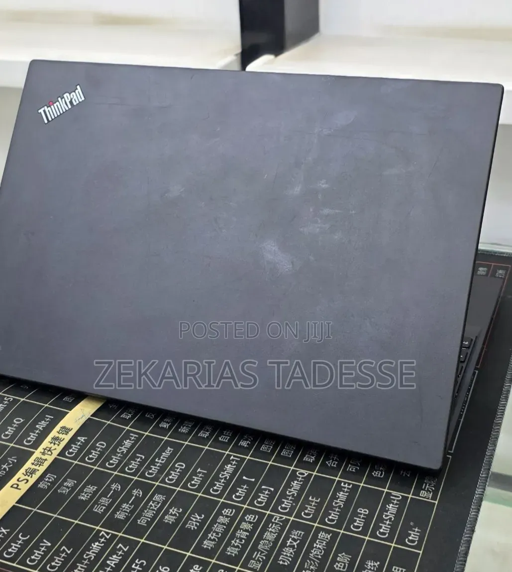 New Laptop Lenovo ThinkPad T490s 16GB Intel Core i5 SSD 256GB