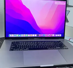 New Laptop Apple MacBook Pro 2019 32GB Intel Core i9 SSD 512GB