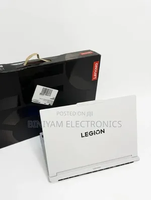 New Laptop Lenovo Legion Pro 7 32GB Intel Core Ultra 9 SSD 1T