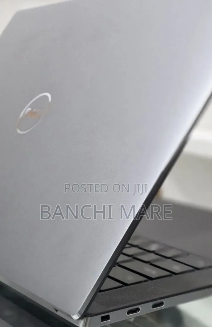 New Laptop Dell Precision 5550 16GB Intel Core i7 SSD 512GB