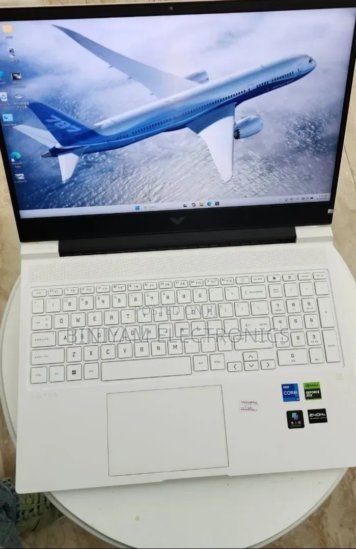New Laptop HP Victus 16 16GB Intel Core i7 SSD 512GB