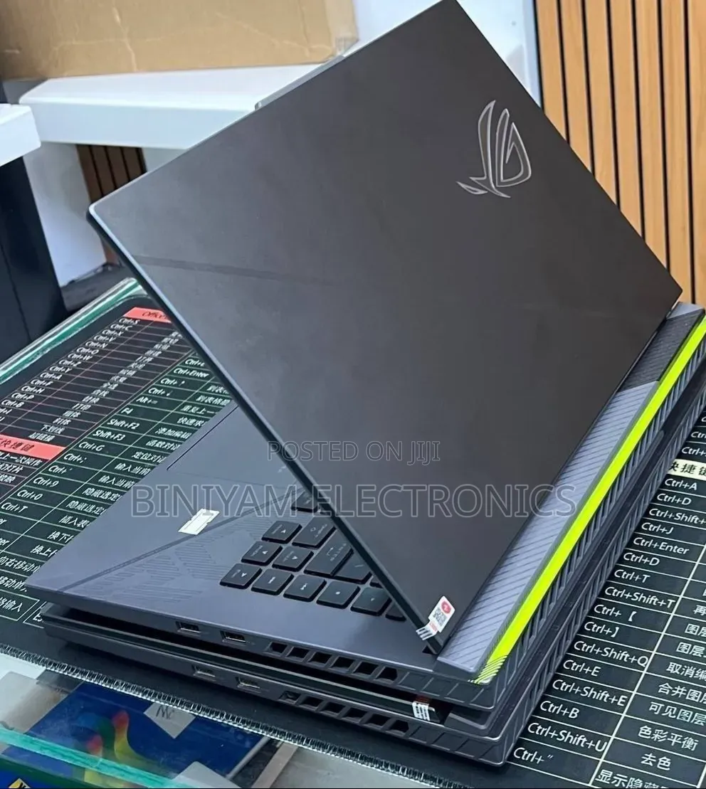New Laptop Asus ROG Strix G16 G614 16GB Intel Core i9 SSD 1T