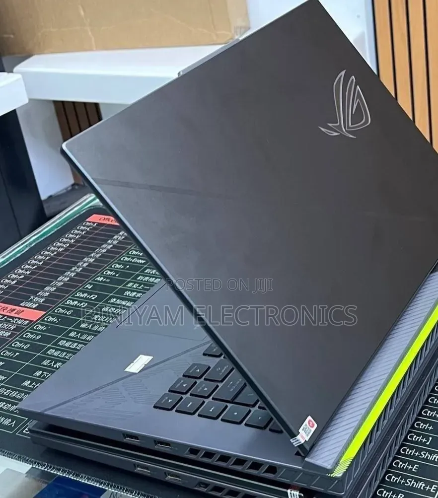 New Laptop Asus ROG Strix G16 G614 16GB Intel Core i9 SSD 1T