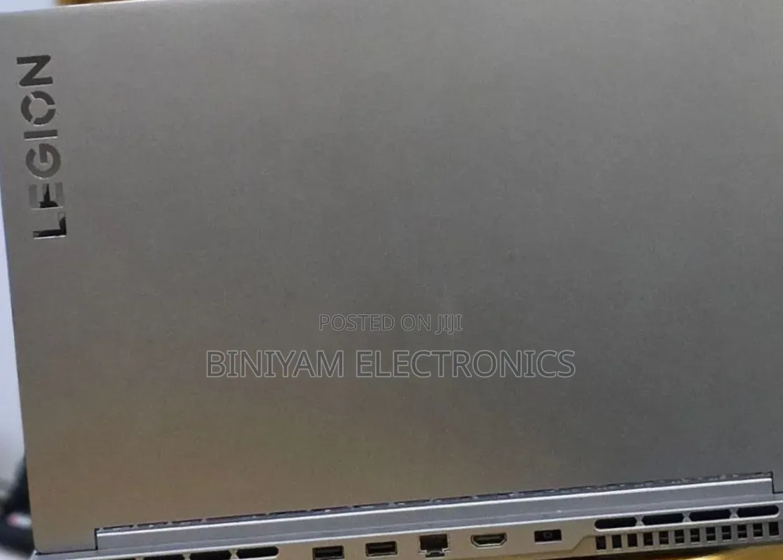 New Laptop Lenovo Legion 9 32GB AMD Ryzen 9 SSD 1T