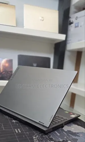 New Laptop Lenovo Legion 9 32GB AMD Ryzen 9 SSD 1T