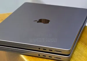 New Laptop Apple MacBook Pro 2021 M1 32GB Apple M1 Pro SSD 512GB