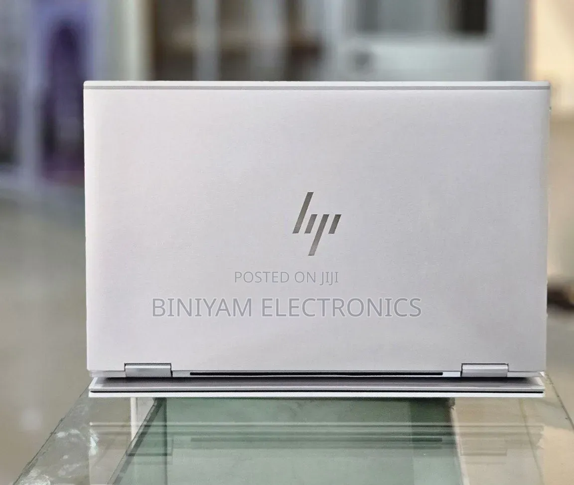 New Laptop HP EliteBook 1040 G8 16GB Intel Core i7 SSD 512GB