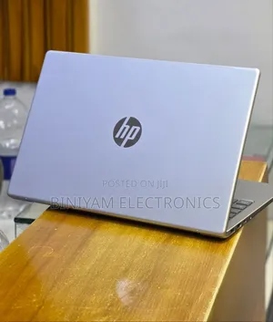 New Laptop HP Stream Notebook 16GB Intel Core i7 SSD 1T