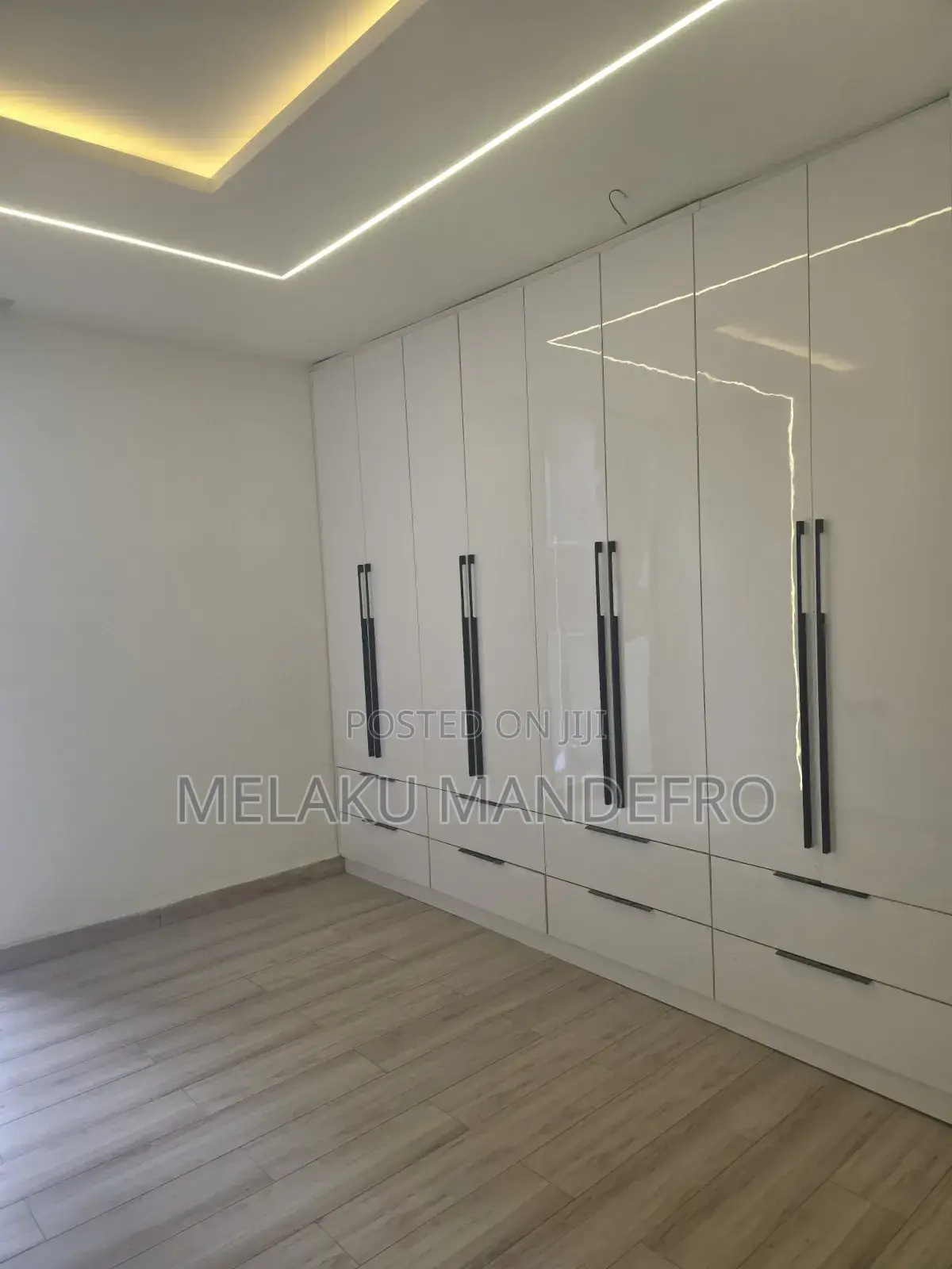 4bdrm Apartment in Bole for sale