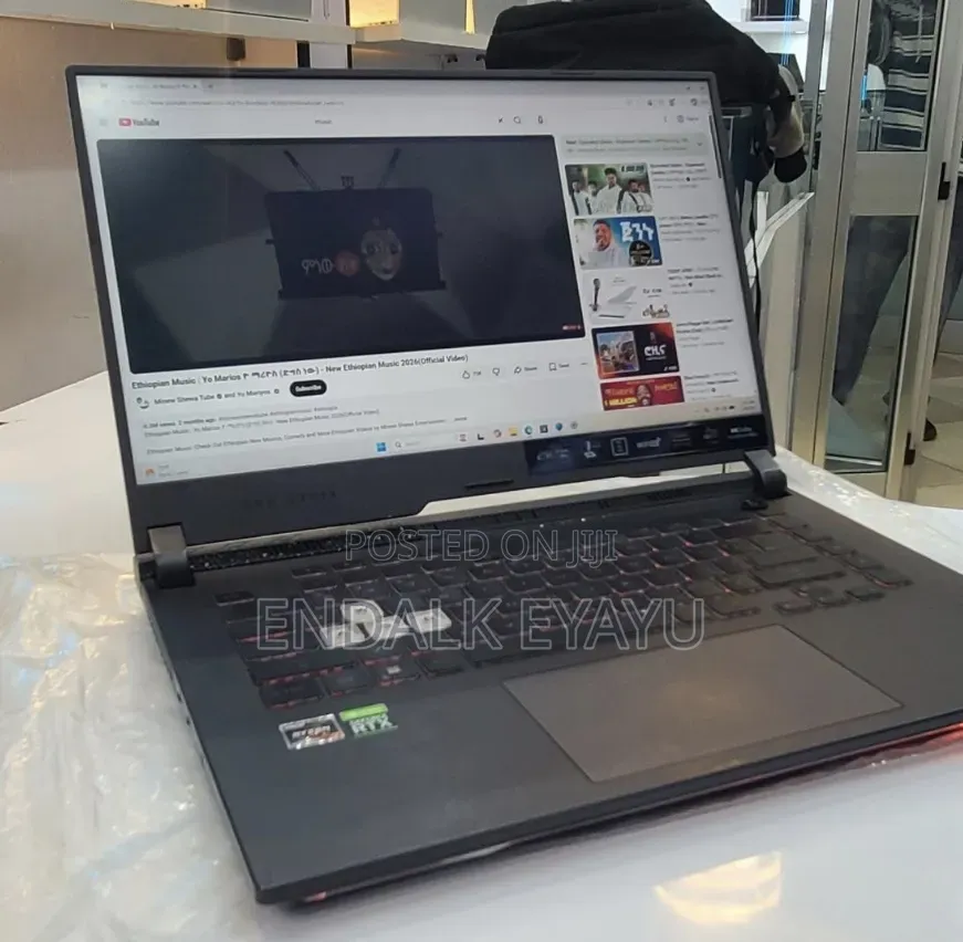 New Laptop Asus ROG Strix G15 16GB AMD Ryzen 7 SSD 512GB