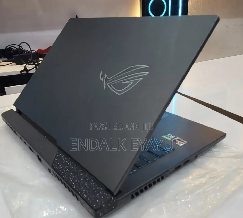 New Laptop Asus ROG Strix G15 16GB AMD Ryzen 7 SSD 512GB