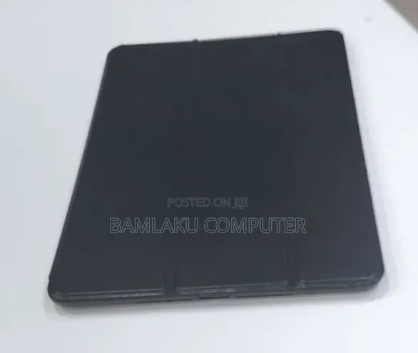 New Apple iPad 10.2 (2021) 64 GB Blue
