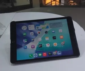 New Apple iPad 10.2 (2021) 64 GB Blue