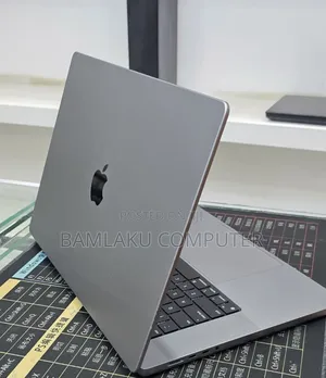 New Laptop Apple MacBook Pro 2021 M1 Max 32GB Apple M1 Max SSD 1T