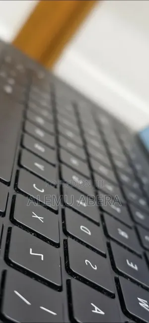 New Laptop Dell Precision 5550 16GB Intel Core i7 SSD 512GB