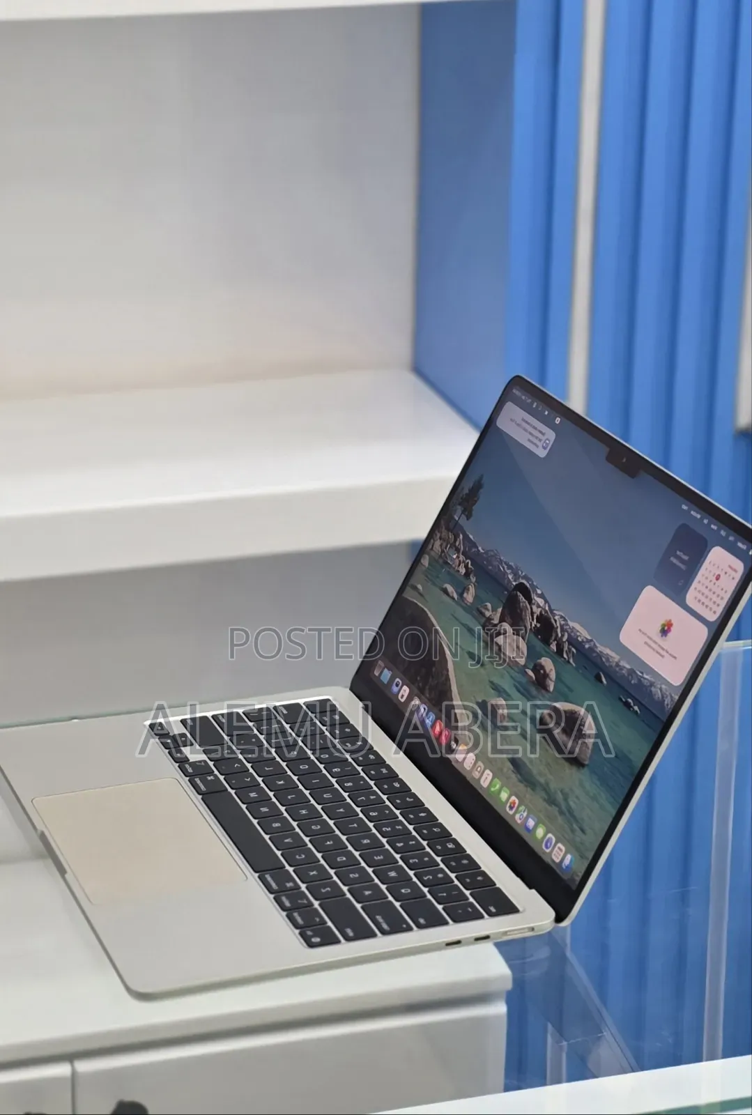 New Laptop Apple MacBook Air 2025 M4 16GB Apple M4 SSD 256GB