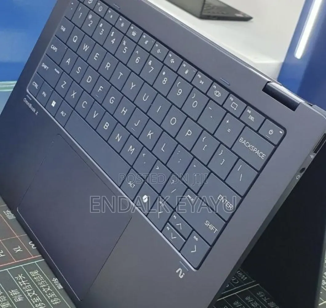 New Laptop HP OmniBook X Flip 14" 16GB Intel Core Ultra 7 SSD 1T
