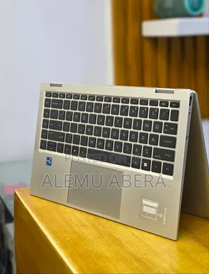 New Laptop HP EliteBook 1040 G8 16GB Intel Core i7 SSD 512GB