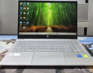 New Laptop HP Pavilion 14-ce3064st 16GB Intel Core i5 SSD 512GB
