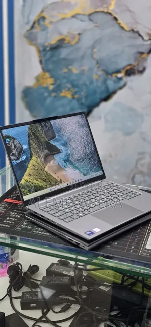 New Laptop Lenovo Thinkbook 14 16GB Intel Core Ultra 7 SSD 512GB