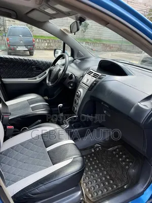 Toyota Yaris 2006