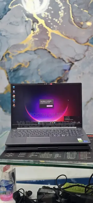 New Laptop Lenovo LOQ 15AHP10 12GB Intel Core i5 SSD 512GB