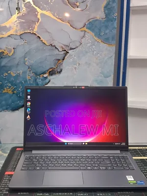 New Laptop Lenovo LOQ 15AHP10 12GB Intel Core i5 SSD 512GB