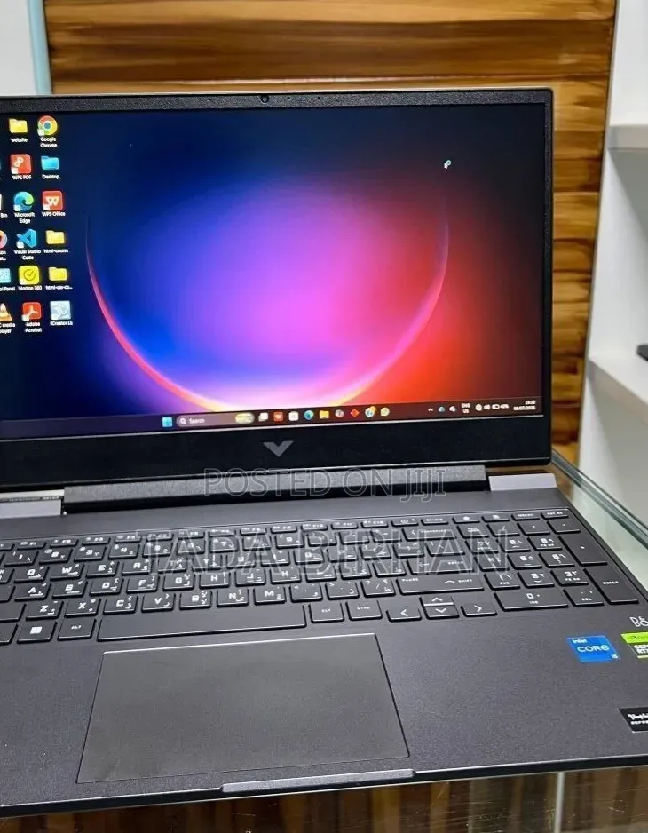 New Laptop HP Victus 15 16GB Intel Core i5 SSD 1T