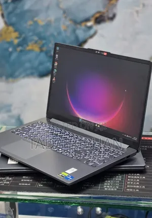 New Laptop Logiq M76T 16GB Intel Core i5 SSD 512GB