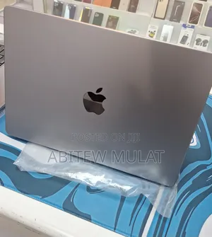 New Laptop Apple MacBook Pro 2021 M1 16GB Apple M1 Pro SSD 512GB