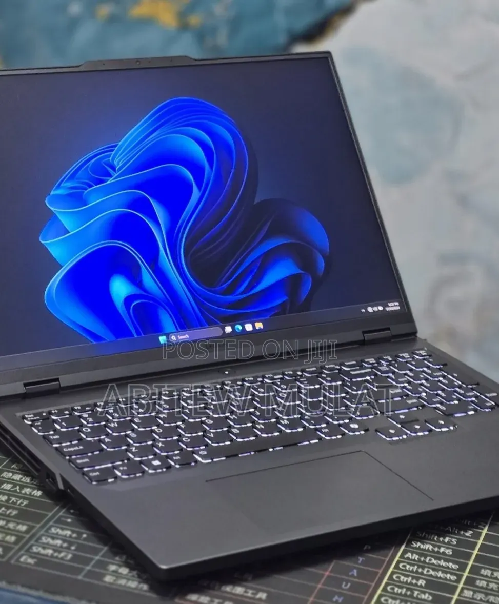 New Laptop Lenovo Legion 9 16GB Intel Core i9 SSD 1T