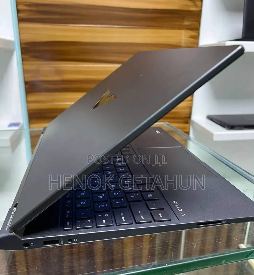 New Laptop HP Victus 15 16GB Intel Core i5 SSD 512GB