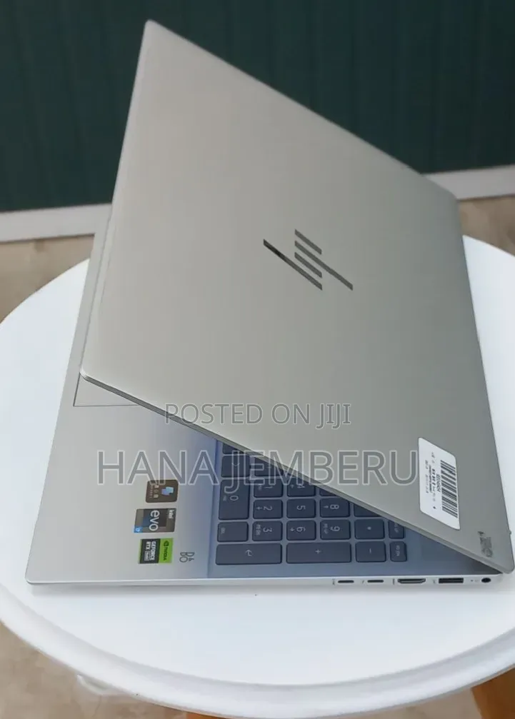 New Laptop HP Pavilion 14 16GB Intel Core i7 SSD 1T