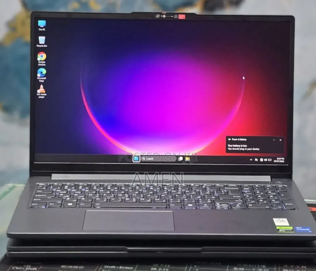 New Laptop Lenovo LOQ 15IRH8 12GB Intel Core i5 SSD 512GB