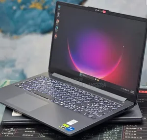 New Laptop Lenovo LOQ 15ARP9 12GB Intel Core i5 SSD 512GB